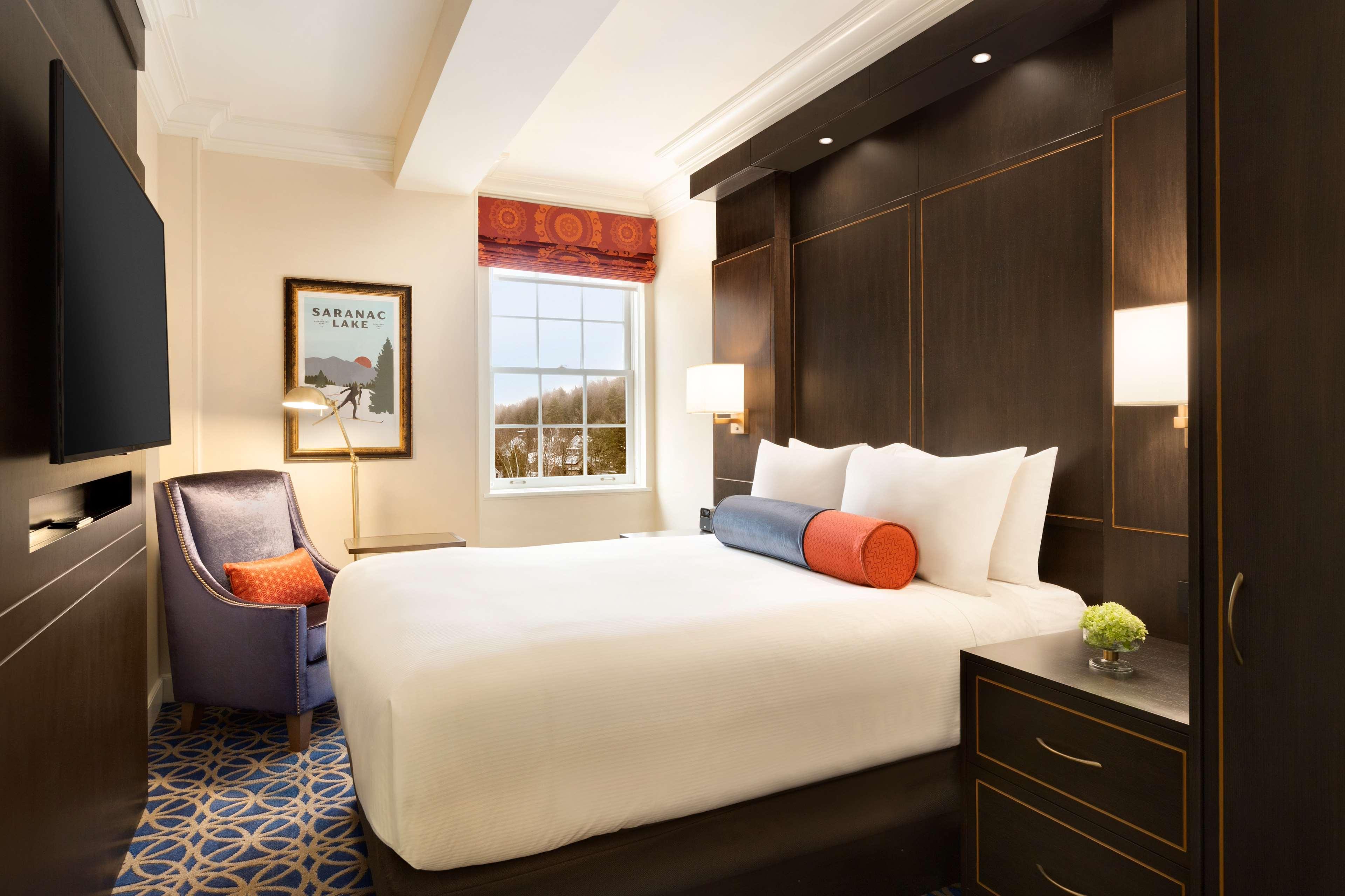 Hotel Saranac, Curio Collection By Hilton Tasik Saranac Luaran gambar